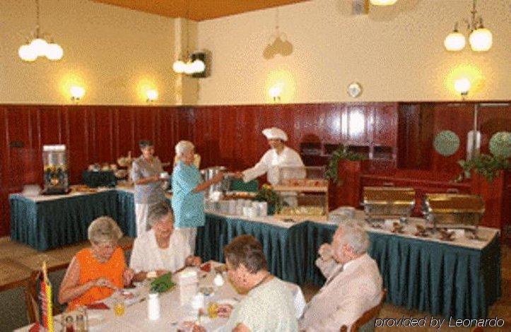 Hotel Nagyerdo Debrecen Bagian luar foto