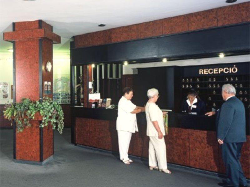 Hotel Nagyerdo Debrecen Bagian luar foto